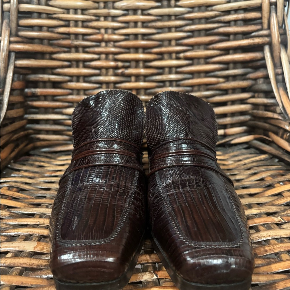 Fratelli Exclusive Made in Italy Textured Loafers in Rich Brown size 7 - Picture 3 of 12
